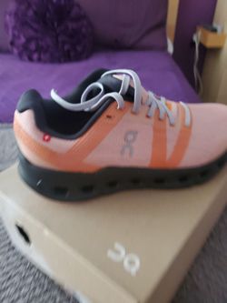 Running shoes