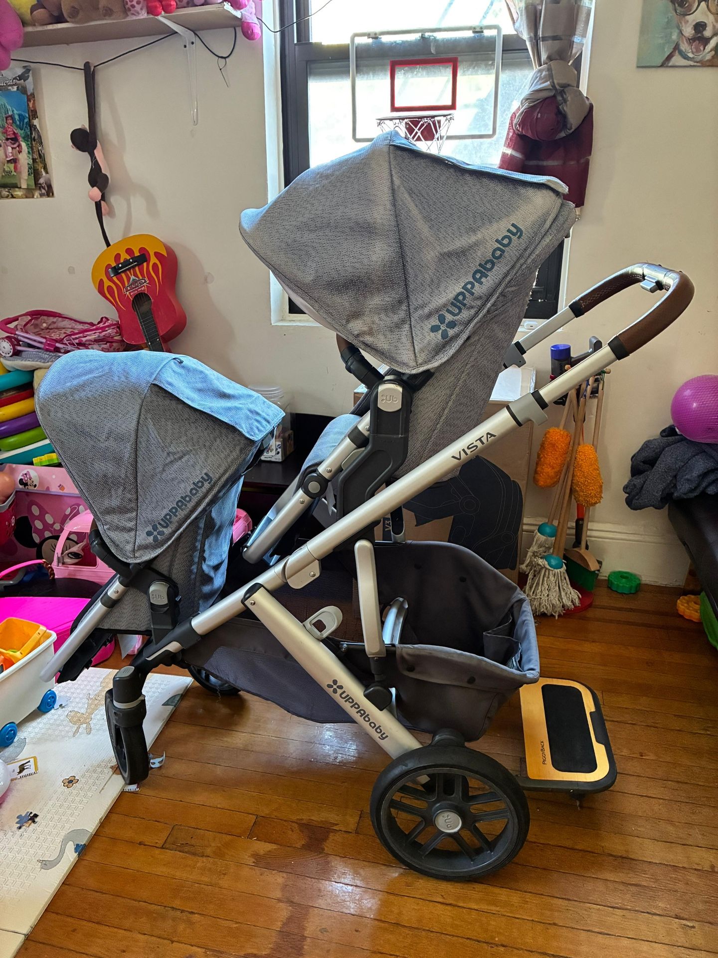 Uppababy V1 Stroller