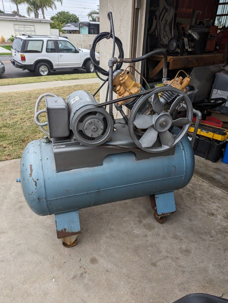 Dayton Air Compressor