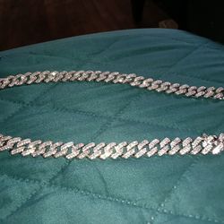 Cuban Chain 24-8 Inches