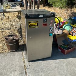 Whirlpool Mini Fridge