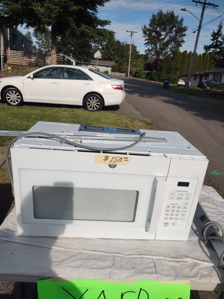 Microwave GE