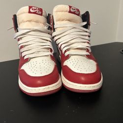 Air Jordan 1 Retro High OG 'Chicago Lost & Found'