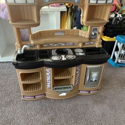 Toy Kitchen And Small Grocery Store