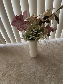 Off-white/beige vase w/silk flowers