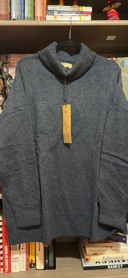 D2 by Diane Gilman Blue Cashmere Turtleneck Sweater, Size 3X