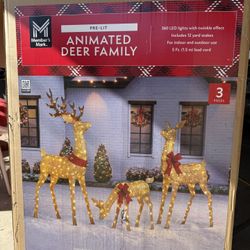 Member's Mark Pre-Lit Animated Deer Family, Set of 3