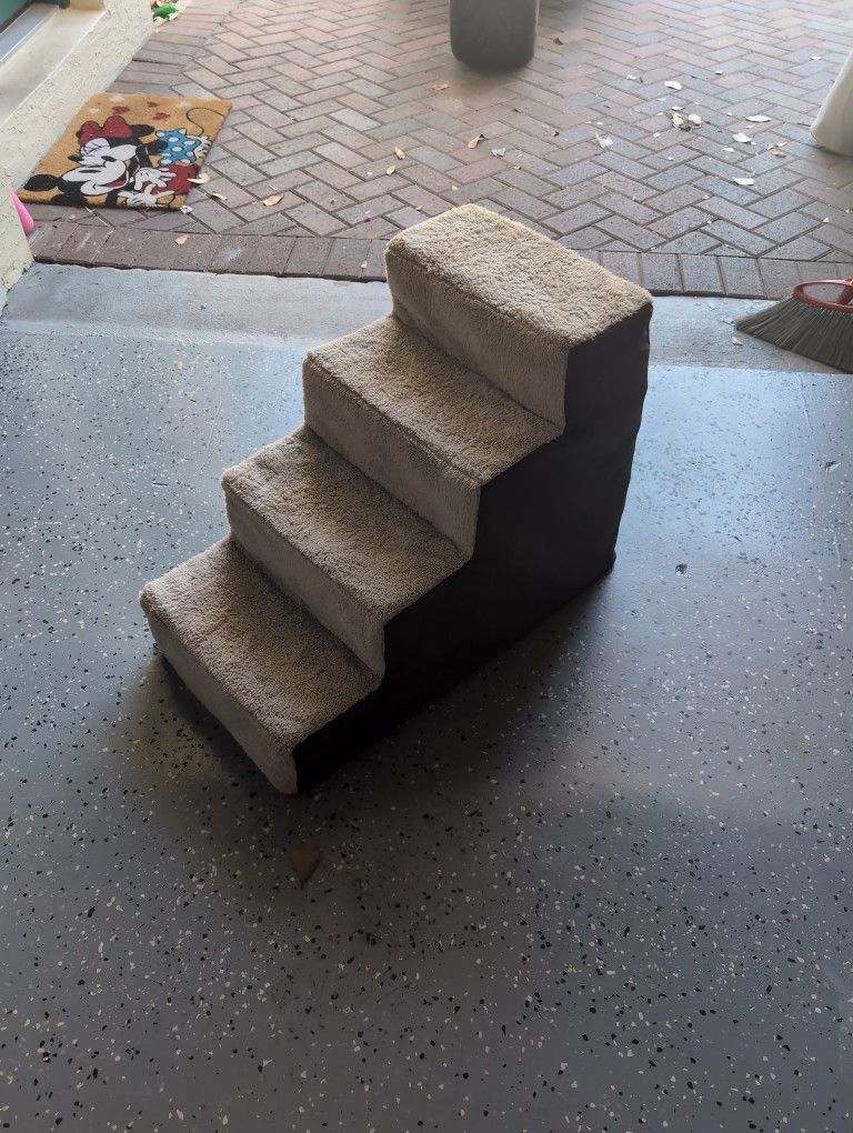 Cat/Dog Stairs