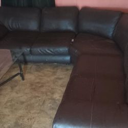 Se Vende Sala Sección L Solo Mínimos Detalles Estéticos 