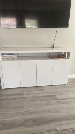 Entry Room Furniture
