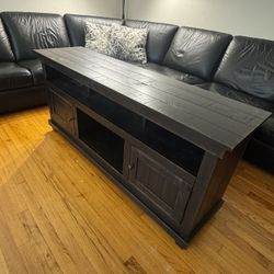 Living Room Furniture 