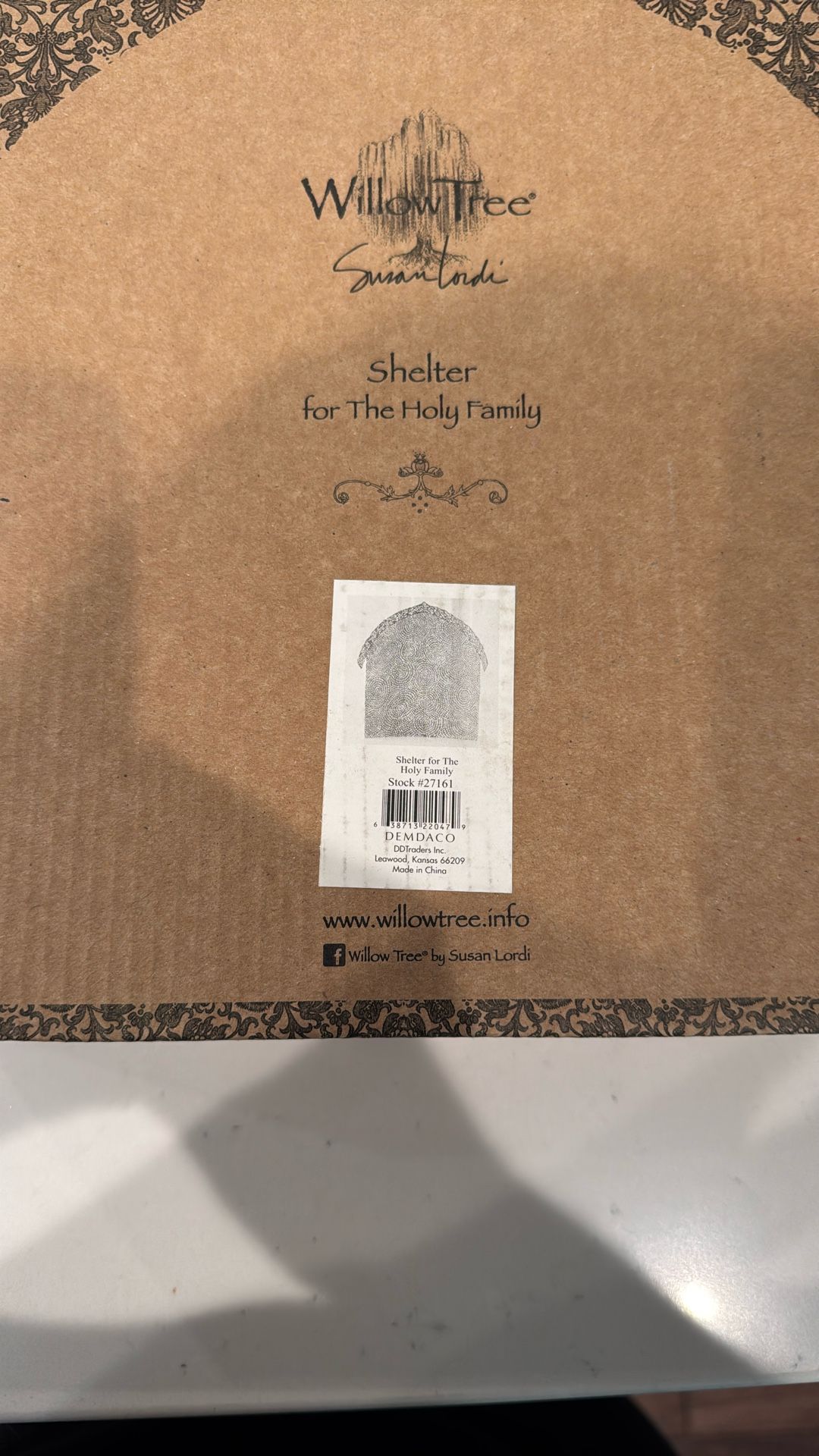 Willow Tree Shelter Background