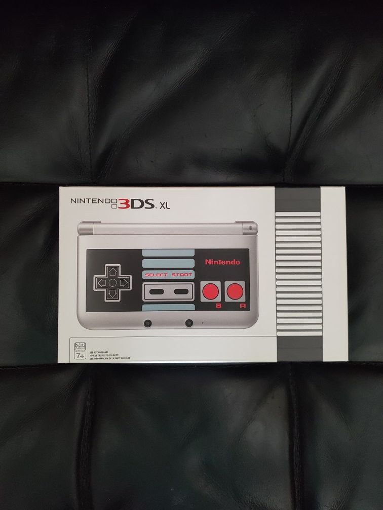 NEW Nintendo 3DS XL Retro NES Limited Edition