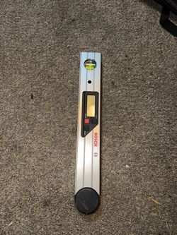 Bosch Digital Angle Finder and Miter Calculator