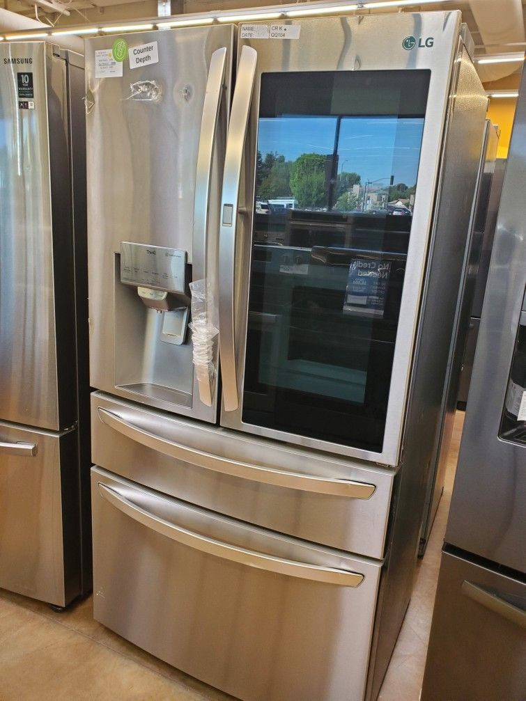 LG Counter Depth Refrigerator InstaView