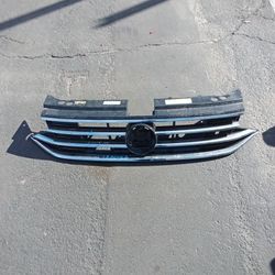 2022-2024 Volkswagen Tiguan front Grille OEM 