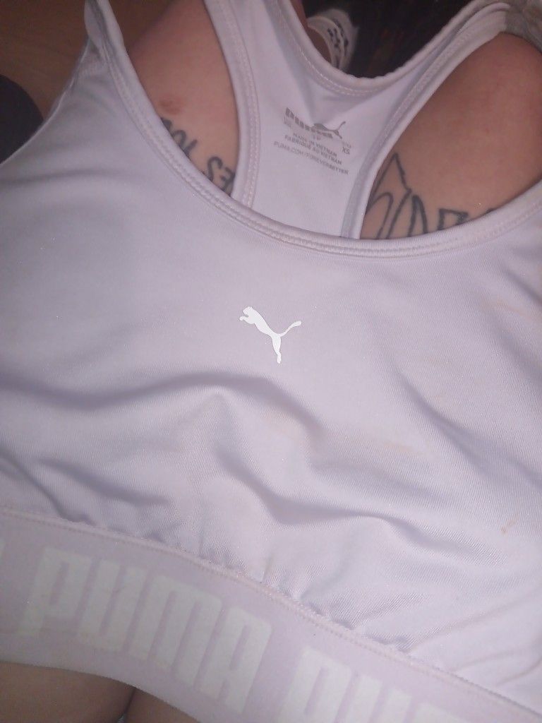 XS puma Sports Bra /Crop Tight Top