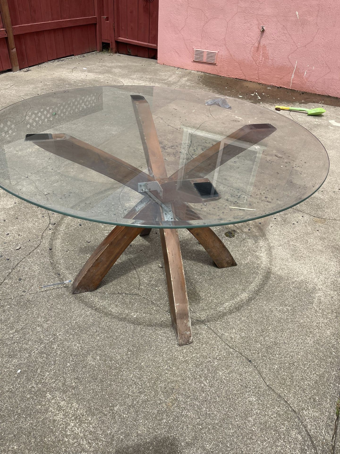 Round Glass Dining Table – Wood Base, Modern Style