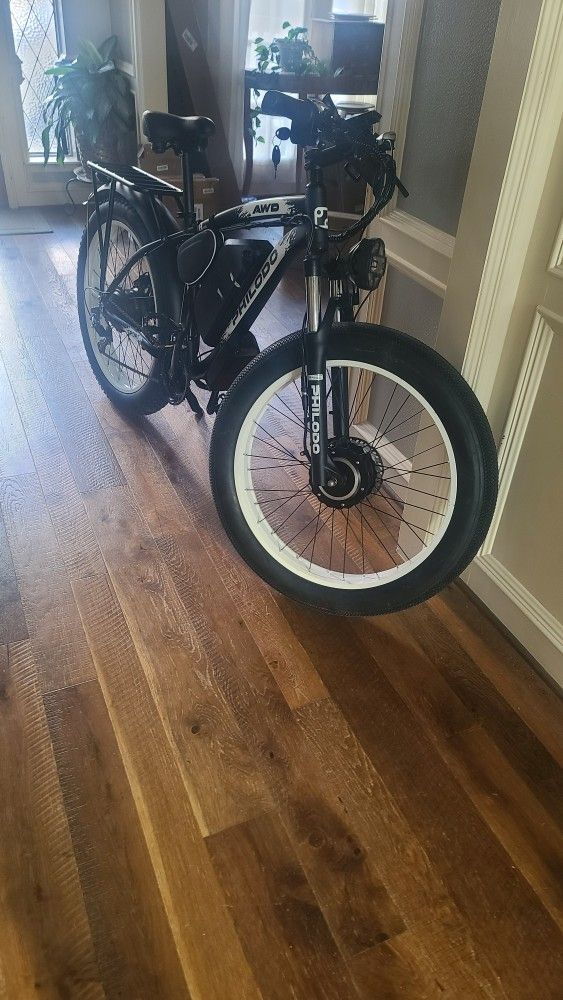 Philodo H8 DUAL Motor 3000 Watt  AWD E-bike  10 Miles on the Bike