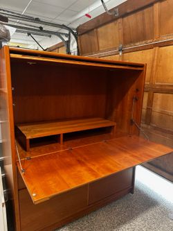 Computer Hutch