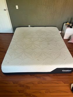 Cal king cool gel ultimate memory foam Mattress