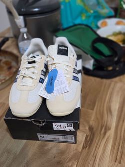 Addias 9.5 ,men