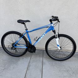 (M) 26" Men's GIANT Revel 3 Mountain Bike Men's - Ready To Ride