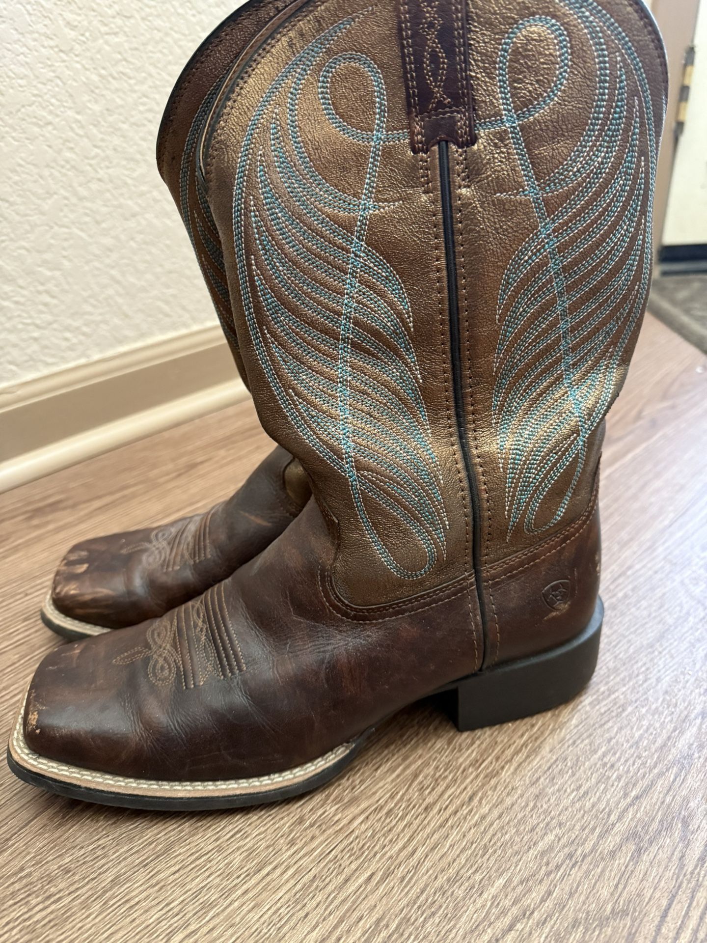 ARIAT Woman’s BOOTS