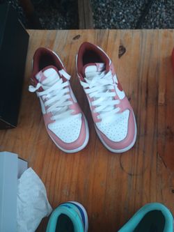 Nike Dunk Low Shoes Red Stardust FQ8876-618