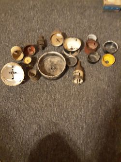 Hole saw and bits