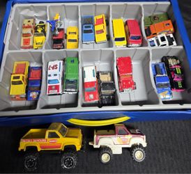 Matchbox And Hot Wheels Die Cast Cars In Collectors Case