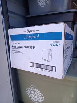 Towel dispenser