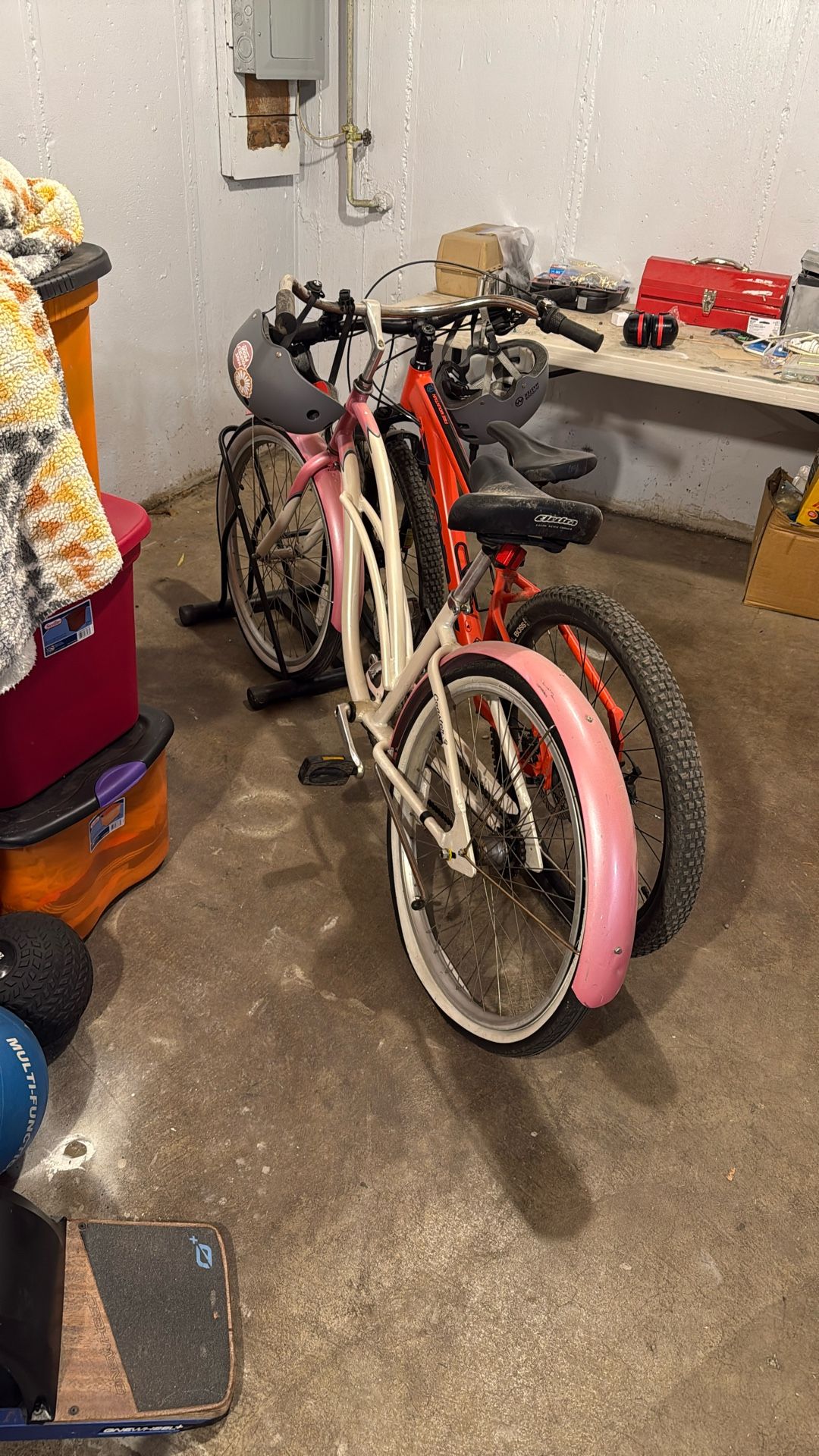 Beach cruiser bicycle