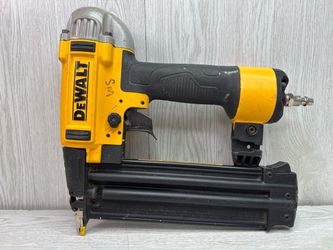 DeWalt DWFP12233 18-gauge Precision Point brad nailer(A1G014550)