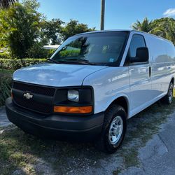 2010 Chevrolet Express 2500 Cargo