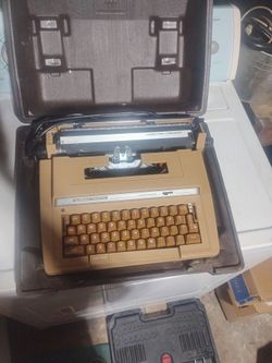 SMITH CORONA CORONA TWELVE