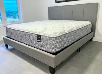 King Mattress Set - $275