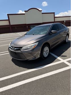 2017 Toyota Camry LE 4DR Sedan Auto