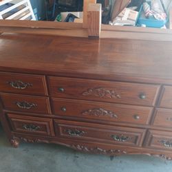 Cal King Bedroom Set 