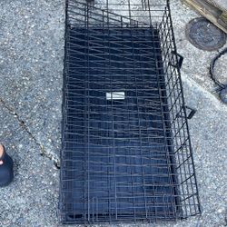 Dog Kennel/Crate 
