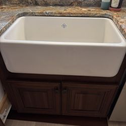 Rohl white porcelain farmhouse kitchen sink 30”
