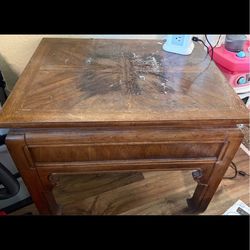 Free coffee table