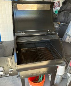 Like New Smoker!