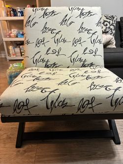 Armless Chair