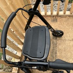  Andador de acero con asiento, plegable, angosto, rodante, para espacios pequeños, 4 ruedas, ligero, para adultos, fácil de conducir, con almacenamien