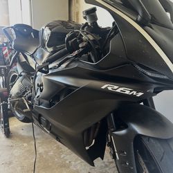 2020 Yamaha R6 Moto America Spec Build