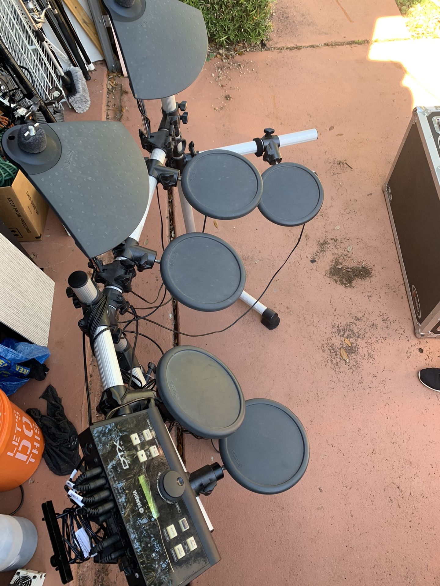 Electronic Yahama Drumset