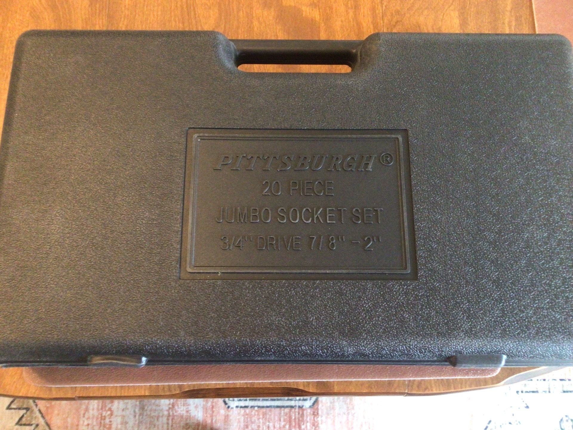 Pittsburgh 20 - Piece Jumbo 3/4” Drive Socket Set