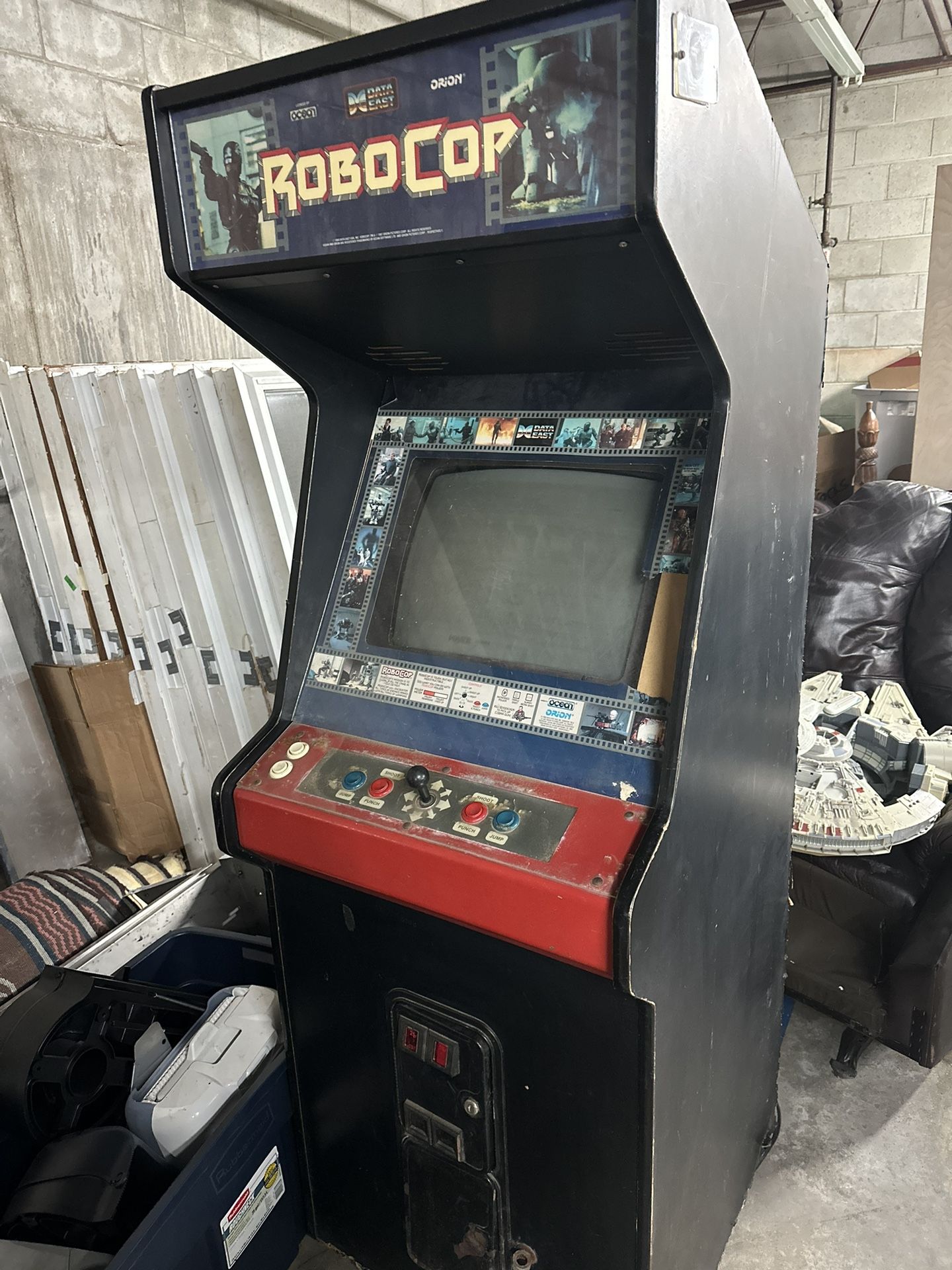 Vintage Robo Cop Pinball Machine.