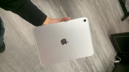 iPad a16 lte 128gb unlocked